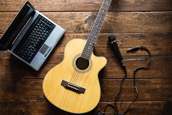 gitara350